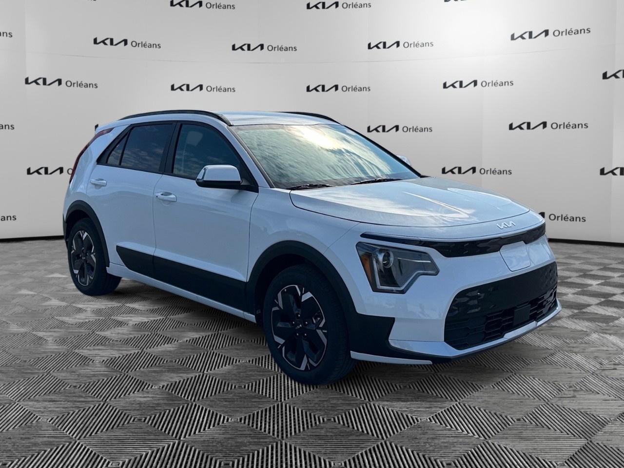 2026 Kia NIRO EV Wind  FWD Photo2