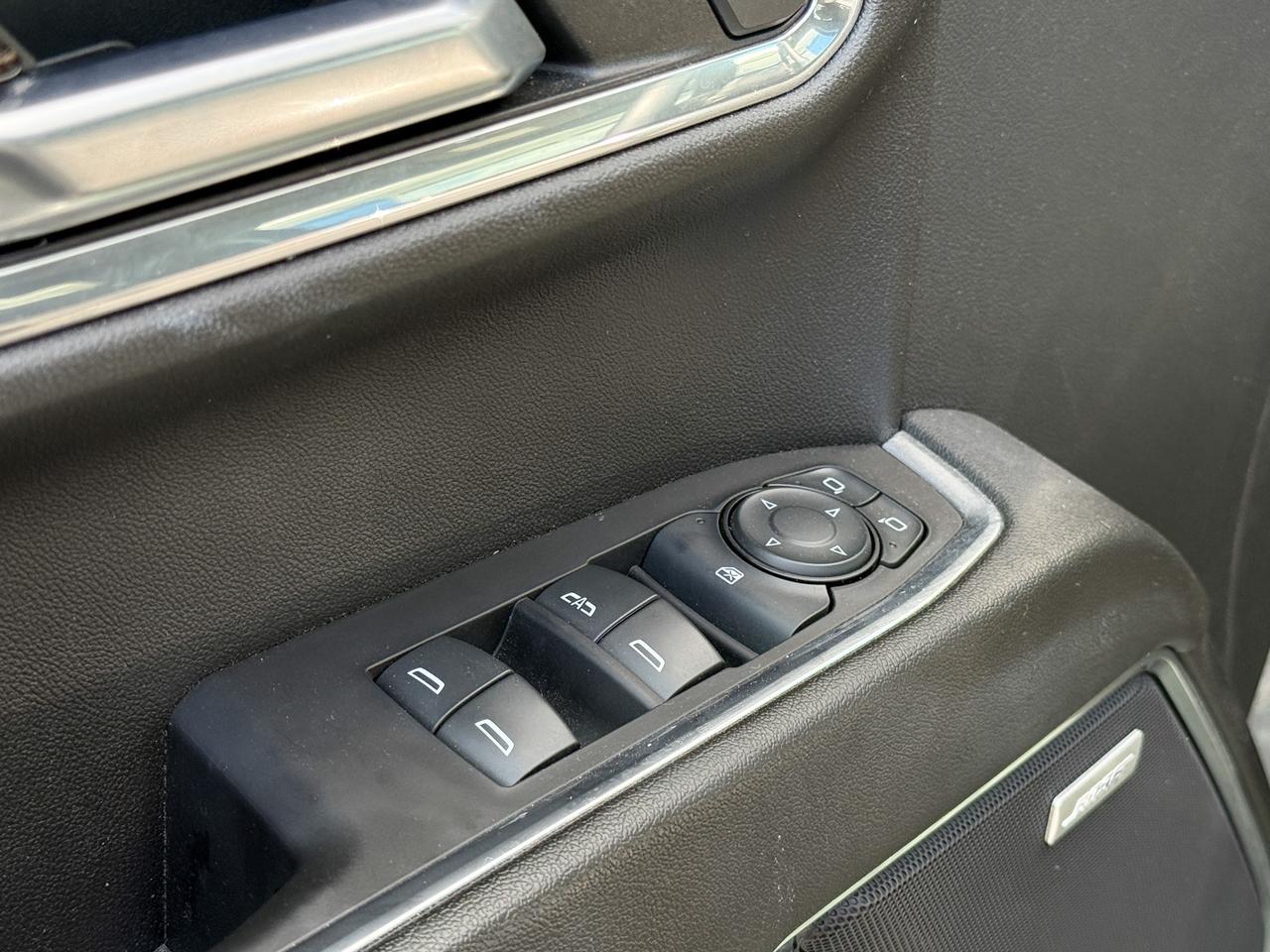2023 GMC Sierra 1500 Elevation 5.3L V8, REMOTE START/ENTRY, HEATED SEATS, HEATED STEERING WHEEL, TRAILER BRAKE CONTROLLER, MAX TRAILERING PACKAGE, APPLE CARPLAY & ANDROID AUTO, BOSE SOUND SYSTEM, HD REAR VISION CAMERA Photo