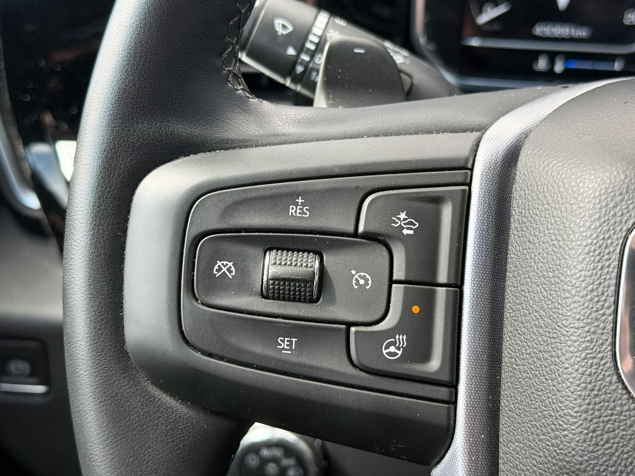 2023 GMC Sierra 1500 Elevation 5.3L V8, REMOTE START/ENTRY, HEATED SEATS, HEATED STEERING WHEEL, TRAILER BRAKE CONTROLLER, MAX TRAILERING PACKAGE, APPLE CARPLAY & ANDROID AUTO, BOSE SOUND SYSTEM, HD REAR VISION CAMERA Photo