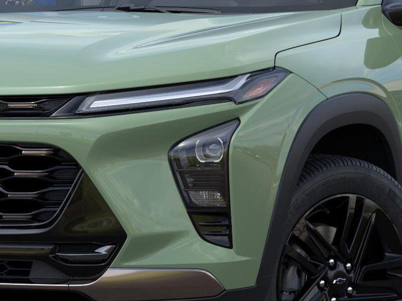 2025 Chevrolet Trax ACTIV 1.2L 3 CYL WITH REMOTE START/ENTRY, SUNROOF, HEATED SEATS, HEATED STEERING WHEEL, APPLE CARPLAY AND ANDROID AUTO Photo