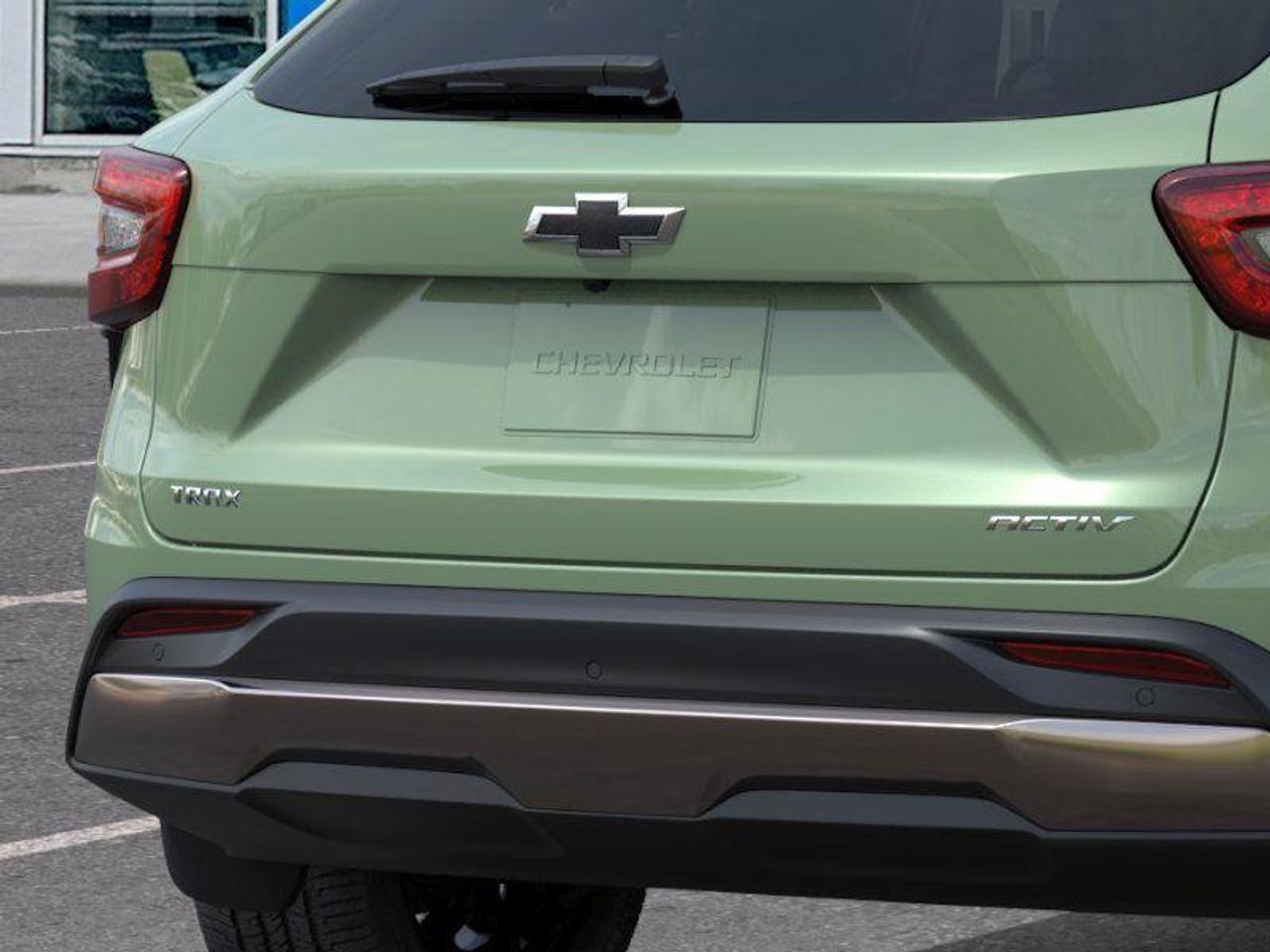 2025 Chevrolet Trax ACTIV 1.2L 3 CYL WITH REMOTE START/ENTRY, SUNROOF, HEATED SEATS, HEATED STEERING WHEEL, APPLE CARPLAY AND ANDROID AUTO Photo