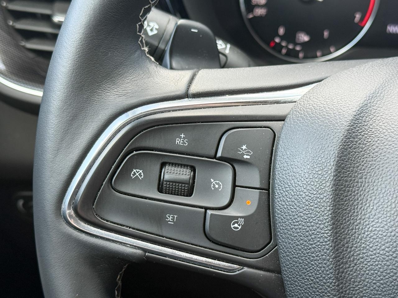 2023 Buick Envision Preferred ONE OWNER, CLEAN CARFAX, 2.0L 4CYL, HEATED SEATS, HEATED STEERING WHEEL, REMOTE START/ENTRY, POWER LIFTGATE, CRUISE CONTROL, LANE KEEP ASSIST, BLIND ZONE ALERT, HD REAR VISION CAMERA Photo
