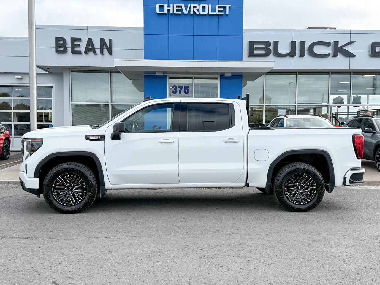 2022 GMC Sierra 1500 Elevation 3.0L DURAMAX WITH REMOTE START/ENTRY, HEATED SEATS, HEATED STEERING WHEEL, TONNEAU COVER, TRAILER BRAKE CONTROLLER, BACK RACK, HD REAR VISION CAMERA, APPLE CARPLAY AND ANDROID AUTO Photo1