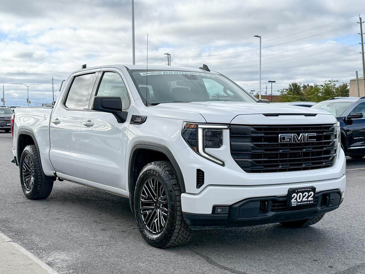2022 GMC Sierra 1500 Elevation 3.0L DURAMAX WITH REMOTE START/ENTRY, HEATED SEATS, HEATED STEERING WHEEL, TONNEAU COVER, TRAILER BRAKE CONTROLLER, BACK RACK, HD REAR VISION CAMERA, APPLE CARPLAY AND ANDROID AUTO Photo