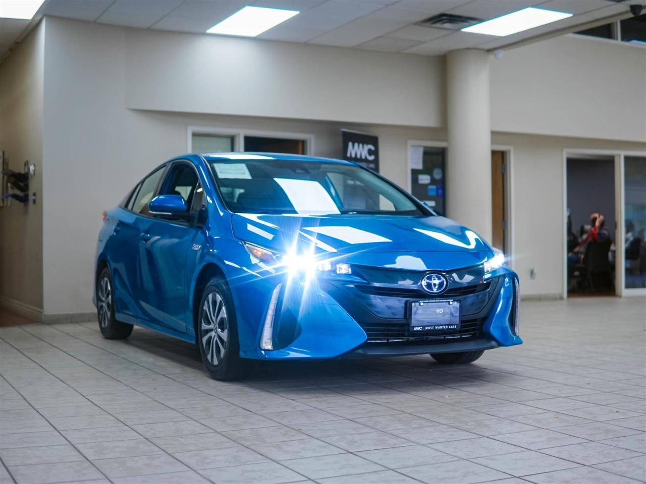 2022 Toyota Prius Prime PLUG IN HYBRID | NO ACCIDENTS | SHOWROOM CONDITION Photo3