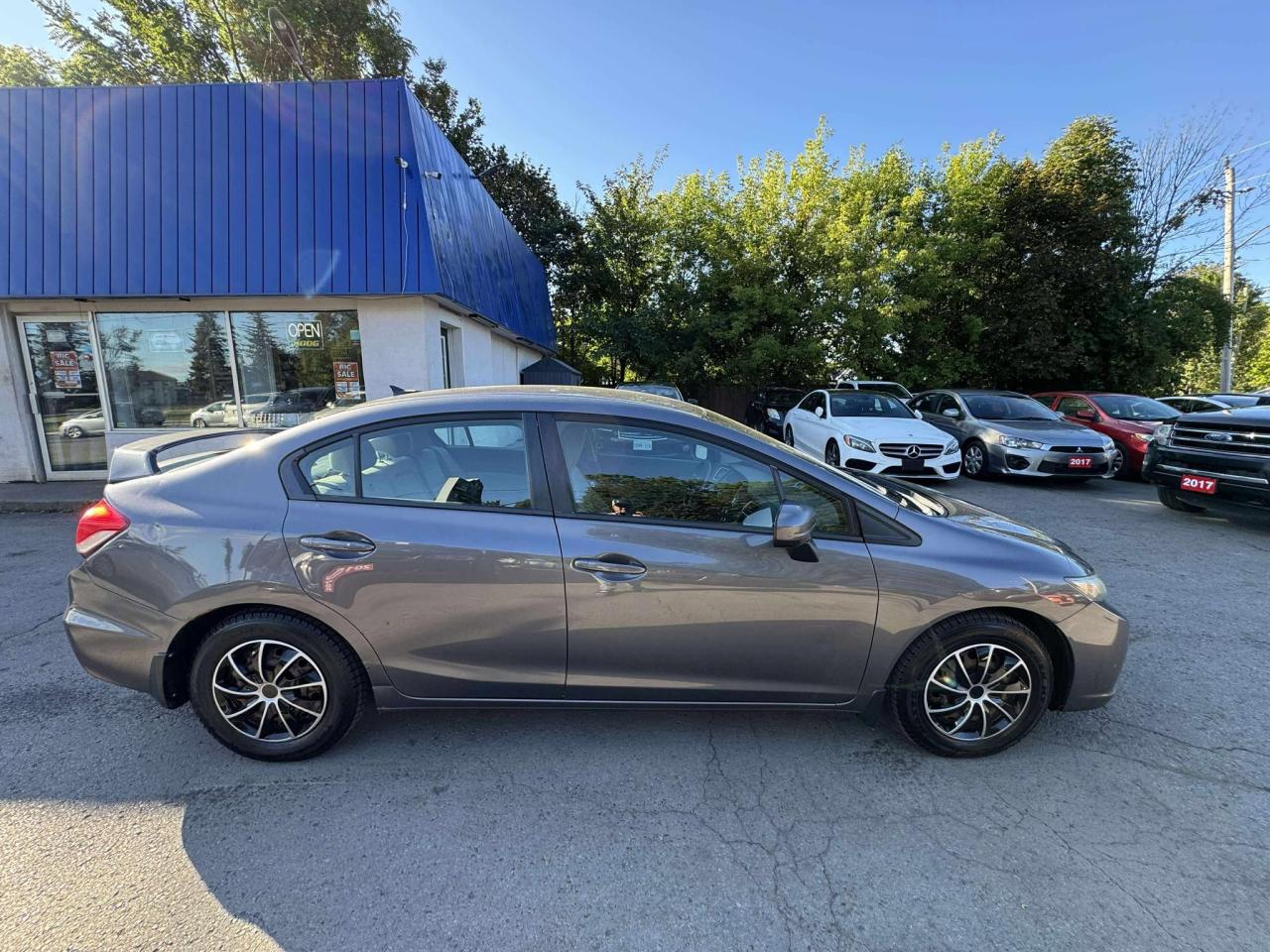 2015 Honda Civic 4dr Man LX - Photo #8