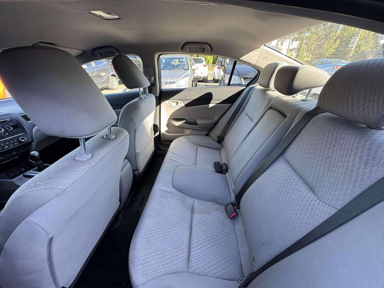 2015 Honda Civic 4dr Man LX - Photo #11