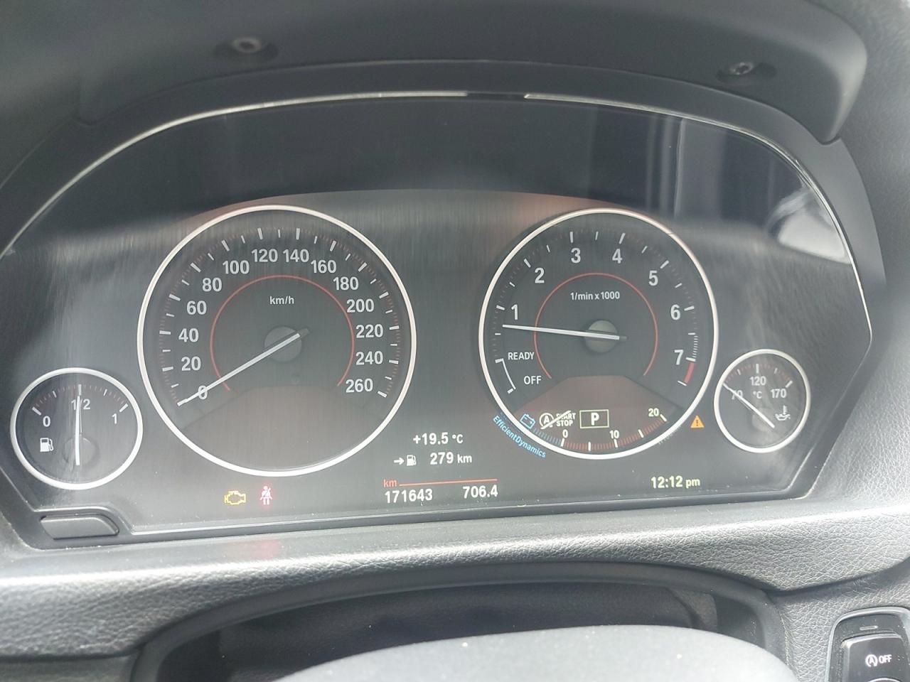 2018 BMW 3 Series 330i xDrive Photo