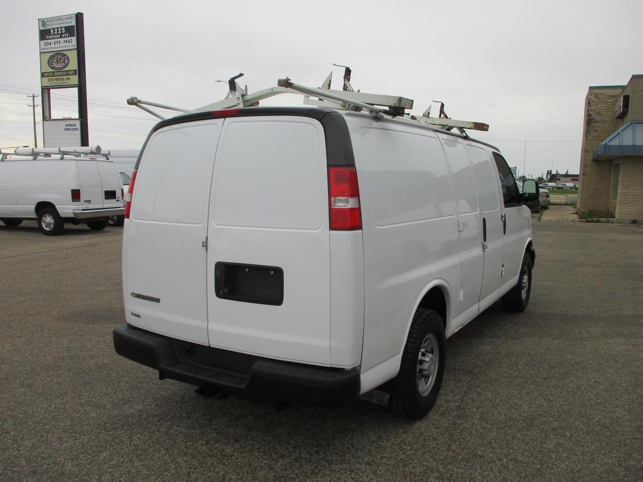 2019 Chevrolet Express Cargo Van  - Photo #5