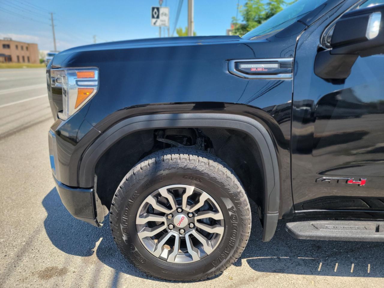 2022 GMC Sierra 1500 AT4 - Photo #10