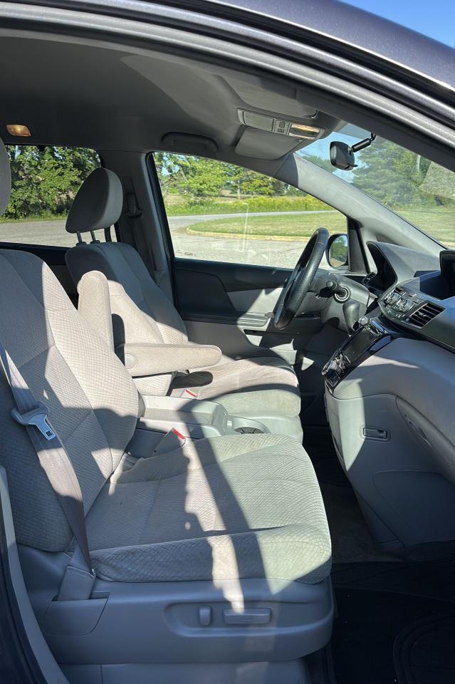 2016 Honda Odyssey EX - Photo #3