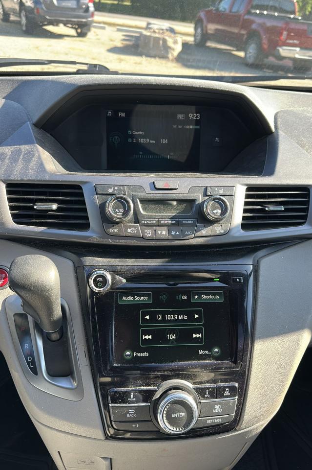 2016 Honda Odyssey EX - Photo #7
