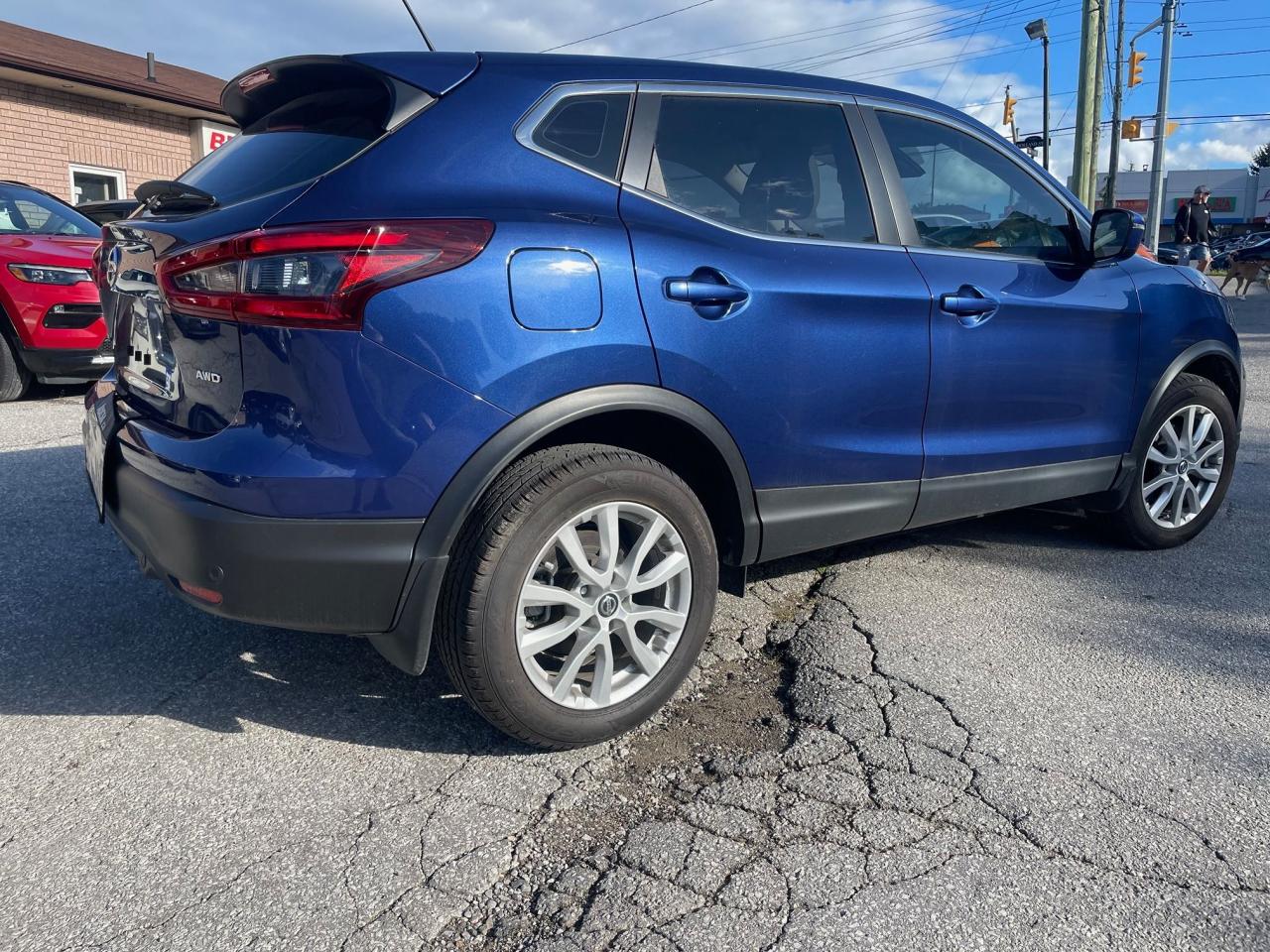 2023 Nissan Qashqai AWD S CVT - Photo #2