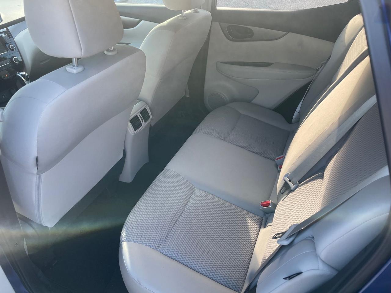 2023 Nissan Qashqai AWD S CVT Photo4