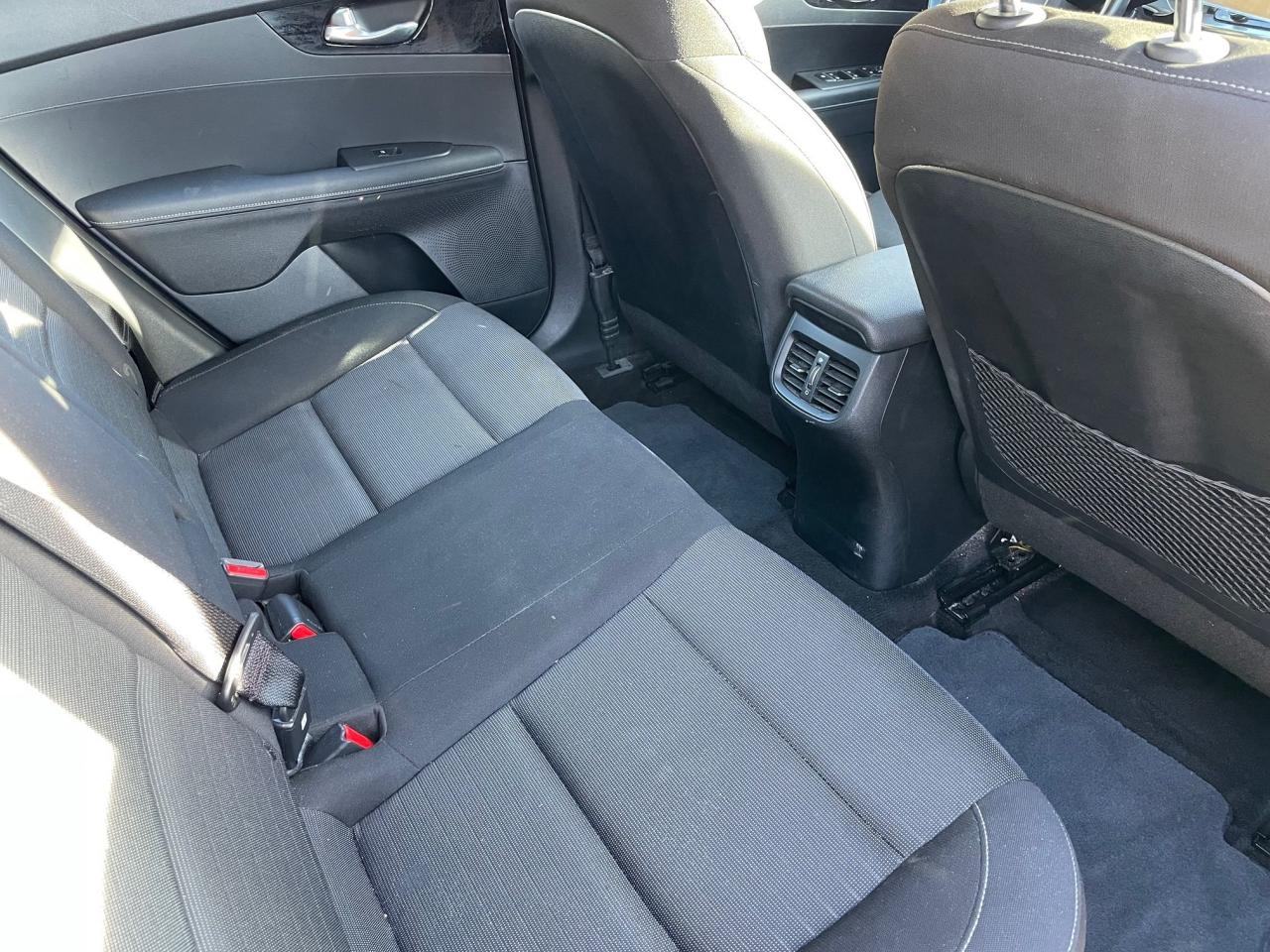 2021 Kia Forte5 EX Photo4