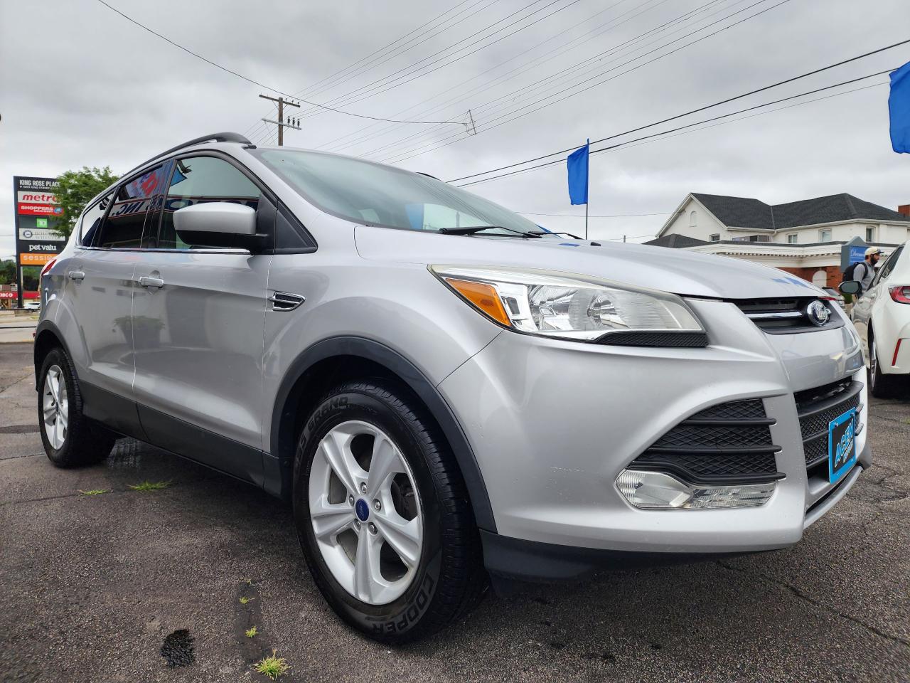 2015 Ford Escape SE Photo3