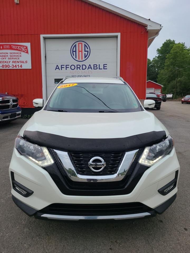 2017 Nissan Rogue S - Photo #3