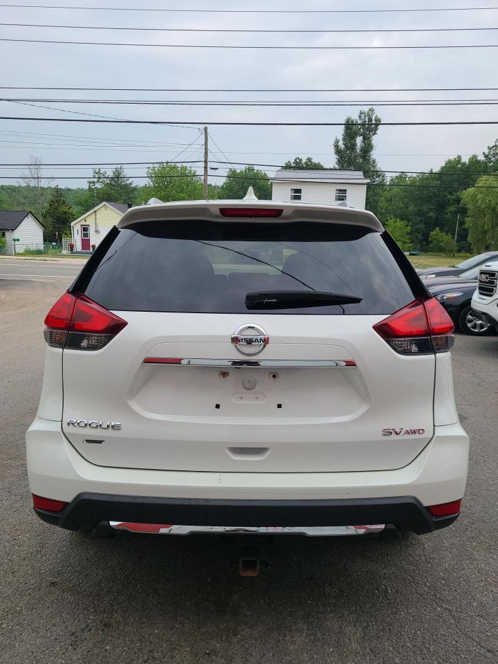2017 Nissan Rogue S - Photo #4