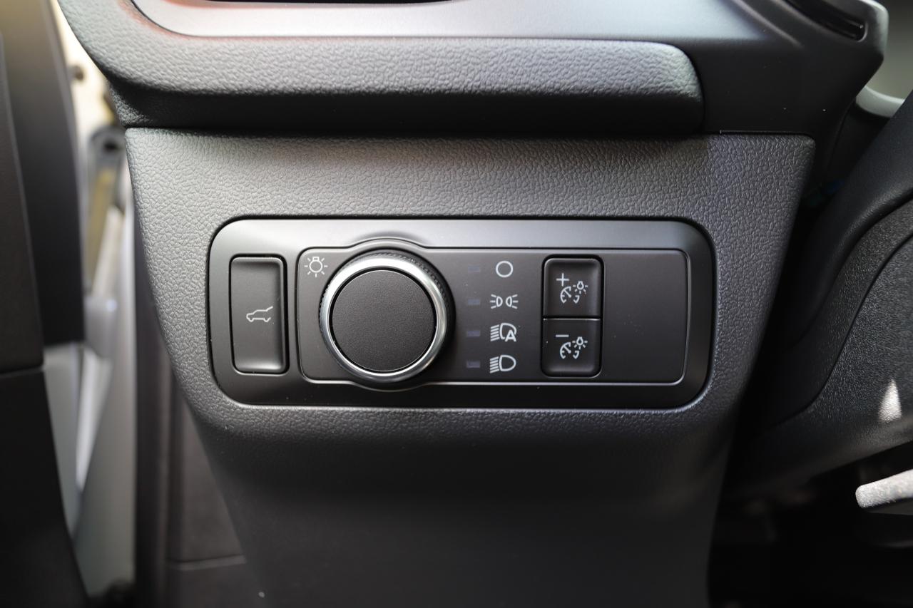 2025 Ford Escape ST-Line AWD Photo5