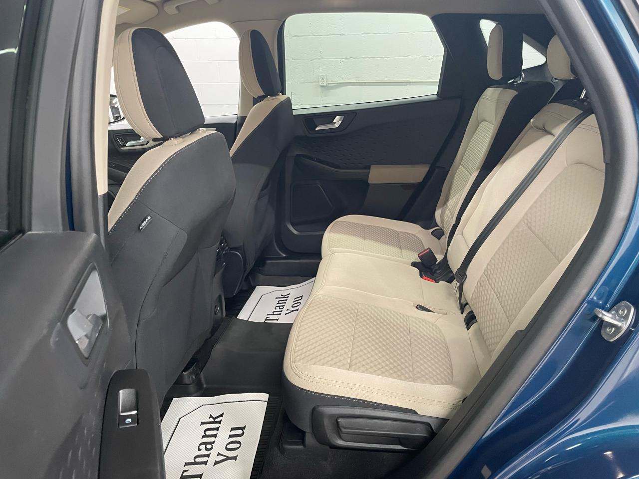 2020 Ford Escape SE Photo16