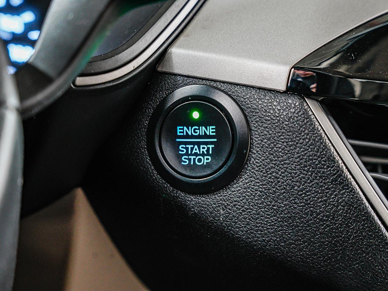 2020 Ford Escape SE | CLEAN CARFAX | LANE KEEPING ASSIST Photo