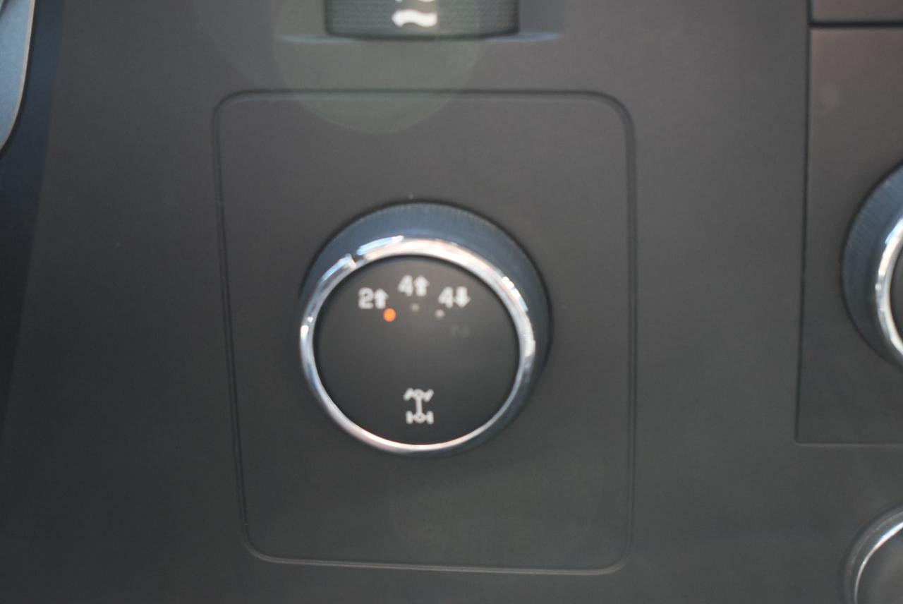 2013 GMC Sierra 2500 SLE - 6.0L - 6.5 BOX PENDING DEAL - Photo #29