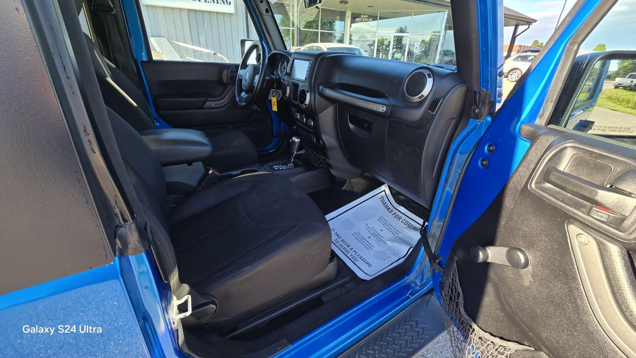 2016 Jeep Wrangler Willys Wheeler - Photo #10