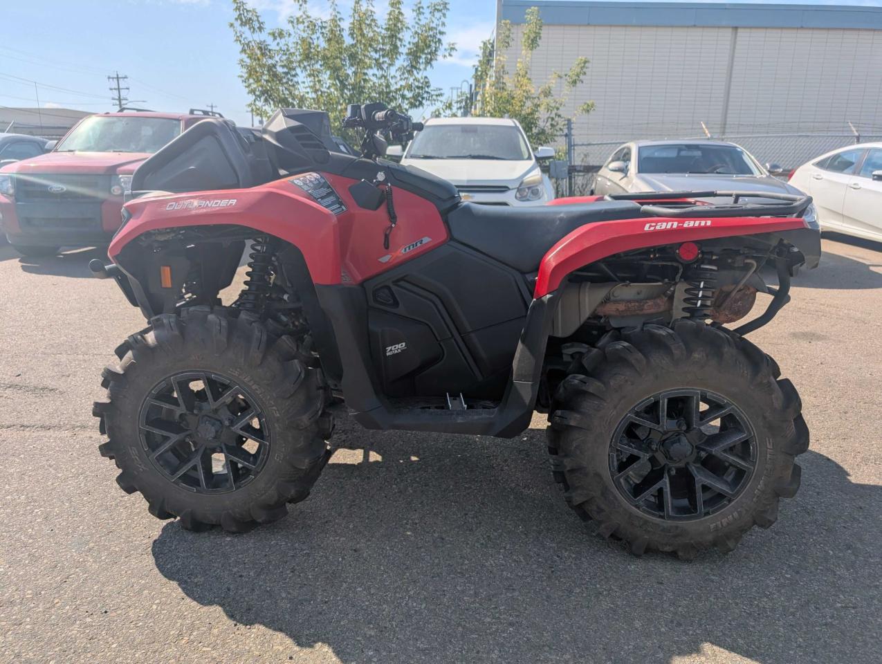 2024 Can-Am Outlander 700 XMR  - Photo #5