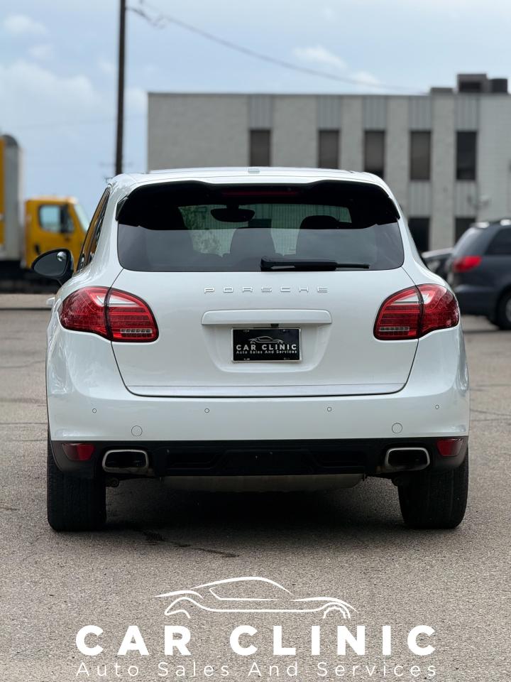 2014 Porsche Cayenne  - Photo #5