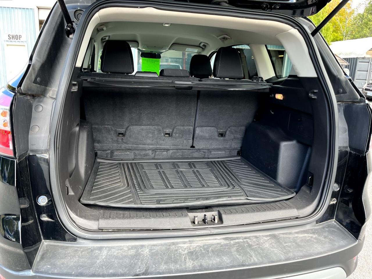 2018 Ford Escape SE - Photo #8