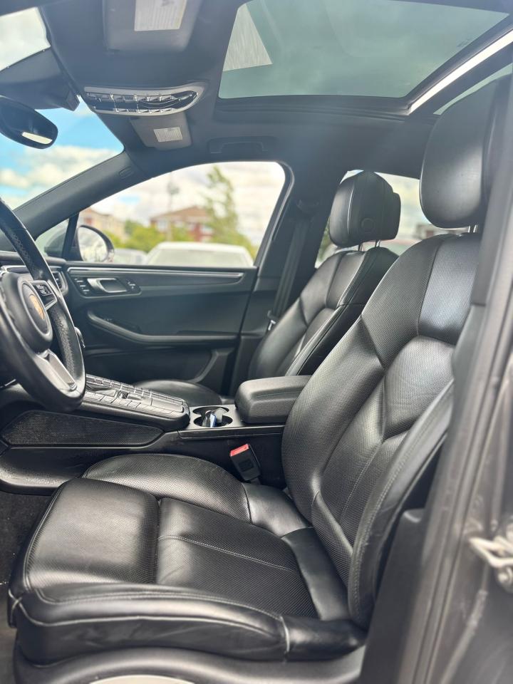 2018 Porsche Macan  - Photo #9