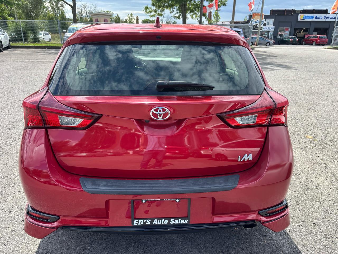 2017 Toyota Corolla iM Hatchback, Auto,Lane departure,collision avoidance - Photo #5
