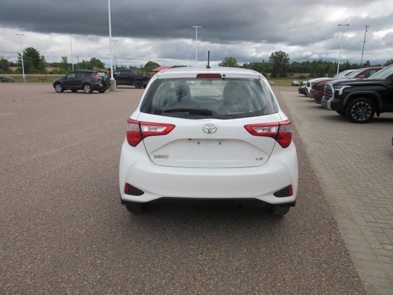 2018 Toyota Yaris HATCHBACK LE Photo