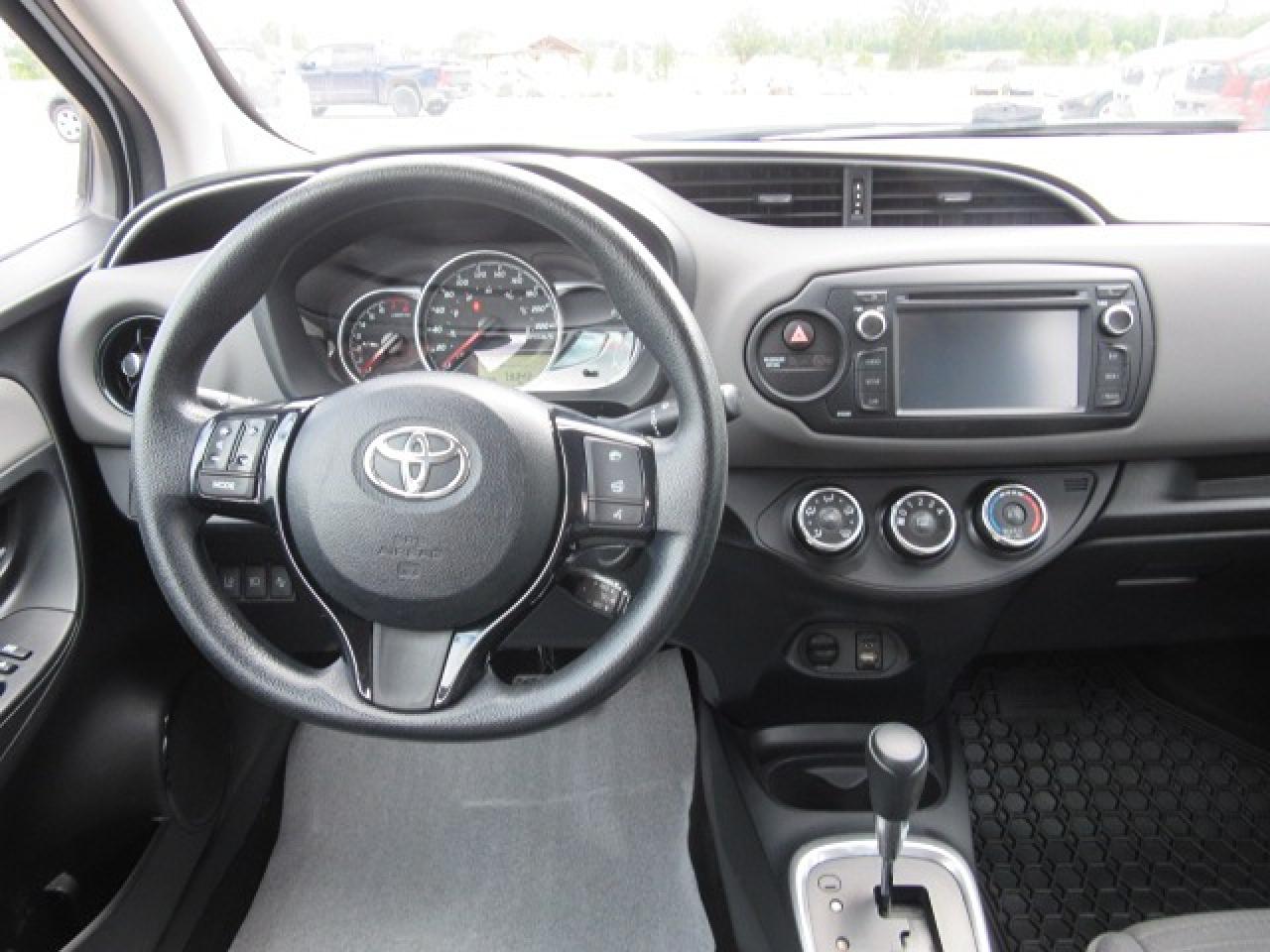 2018 Toyota Yaris HATCHBACK LE Photo