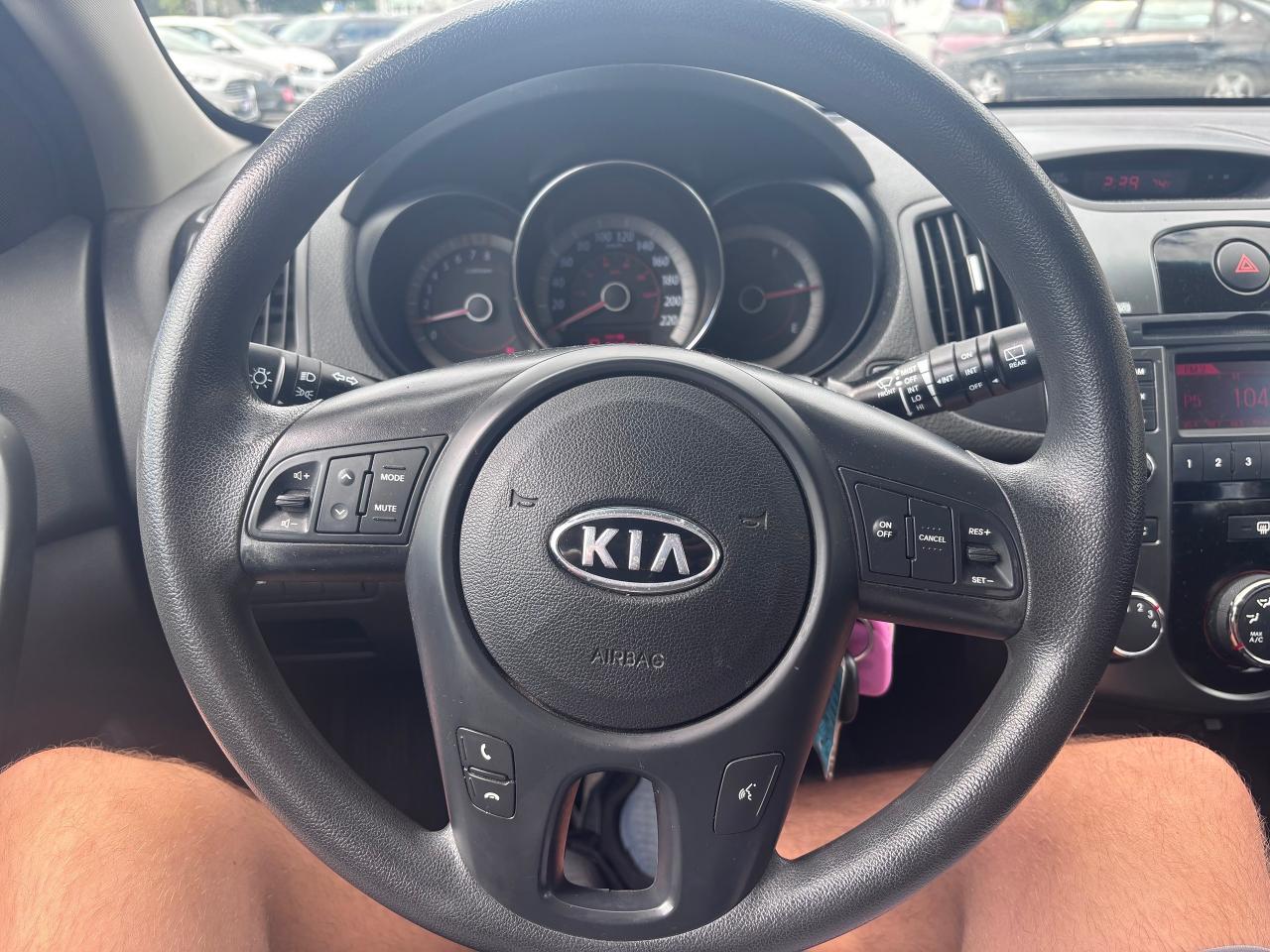 2013 Kia Forte5 EX HATCH COLD AC - Photo #14