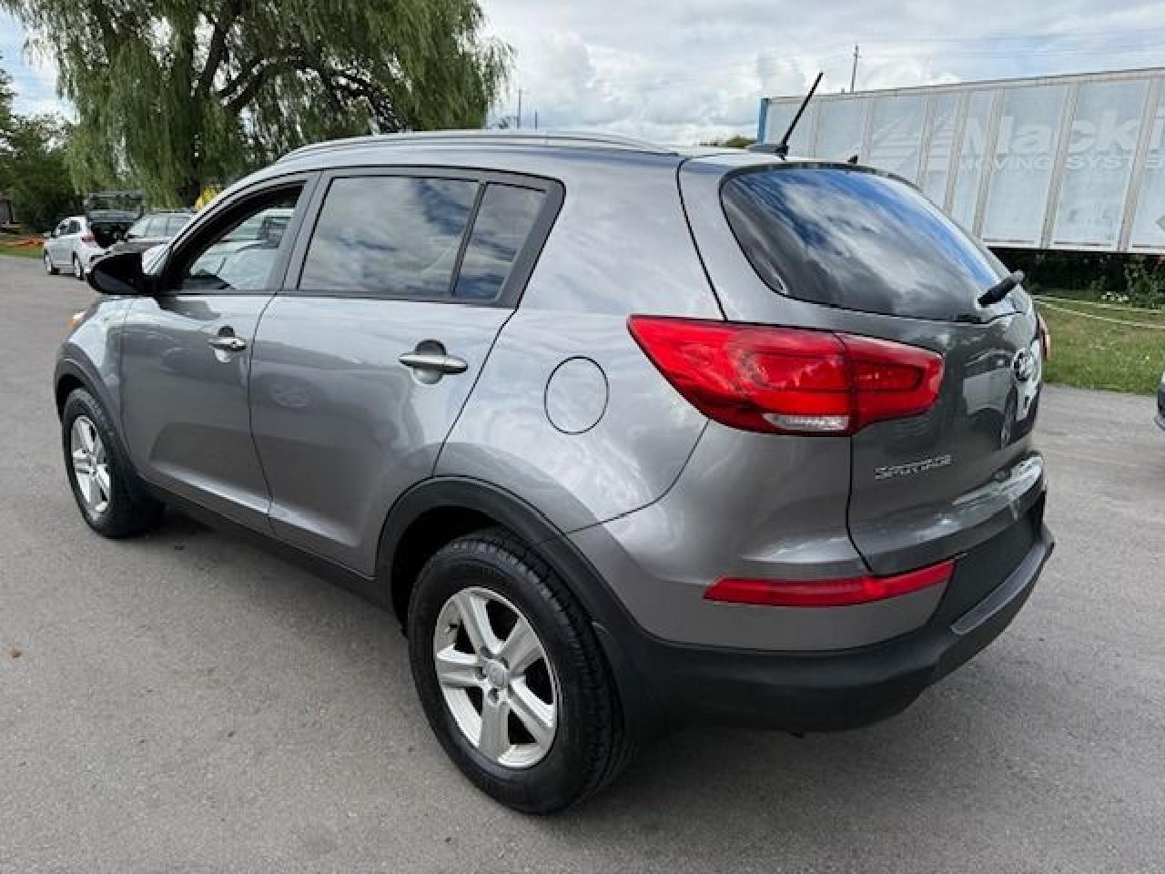 2015 Kia Sportage FWD 4dr Auto - Photo #5