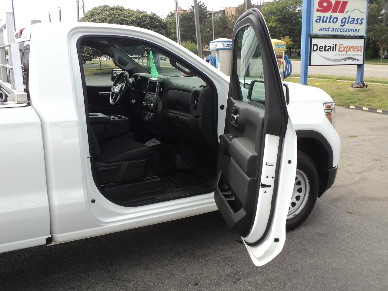 2019 GMC Sierra 1500 RegCab 2WD 4.3L6cylGas 8ftBox BackUpCam - Photo #13