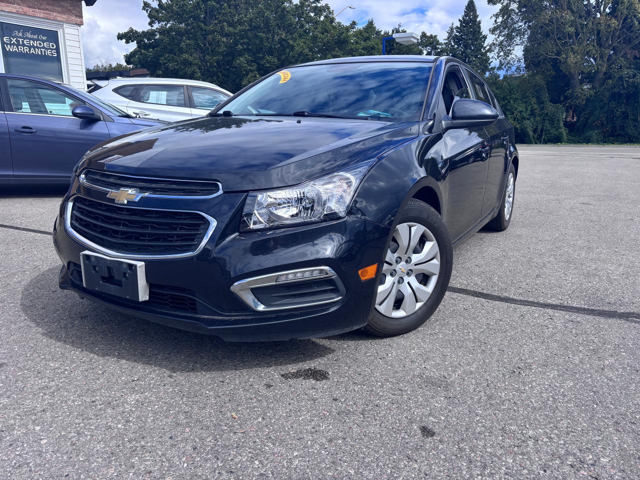 2015 Chevrolet Cruze 2LT HEATED SEATS MOONROOF - Photo #3