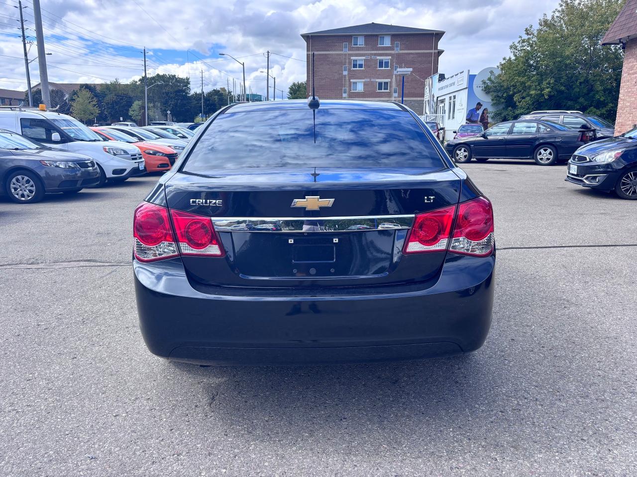 2015 Chevrolet Cruze 2LT HEATED SEATS MOONROOF - Photo #7