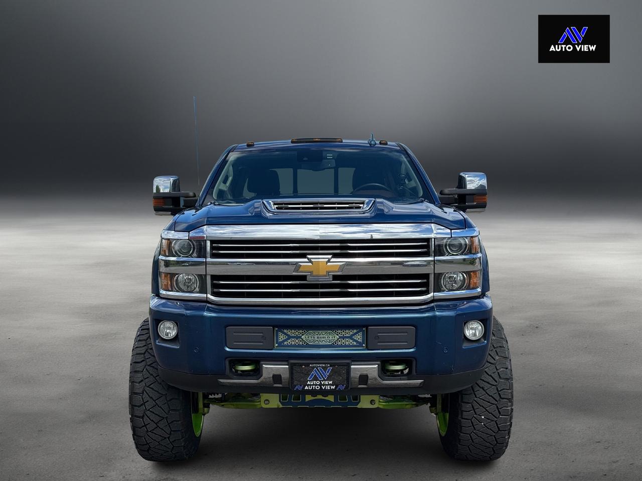 2017 Chevrolet Silverado 2500 High Country **10" WICKED LIFT KIT** Photo2