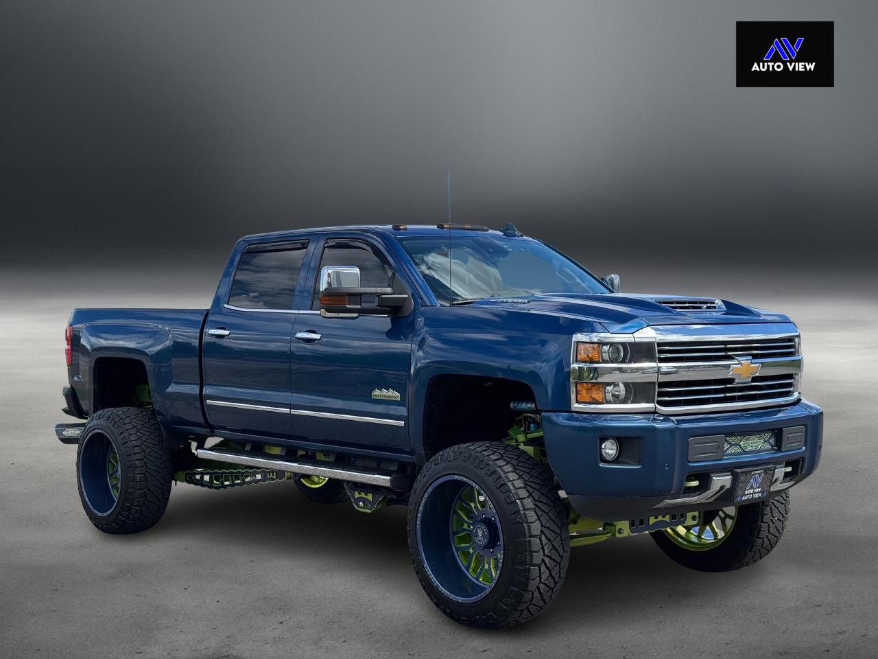 2017 Chevrolet Silverado 2500 High Country **10" WICKED LIFT KIT** Photo3