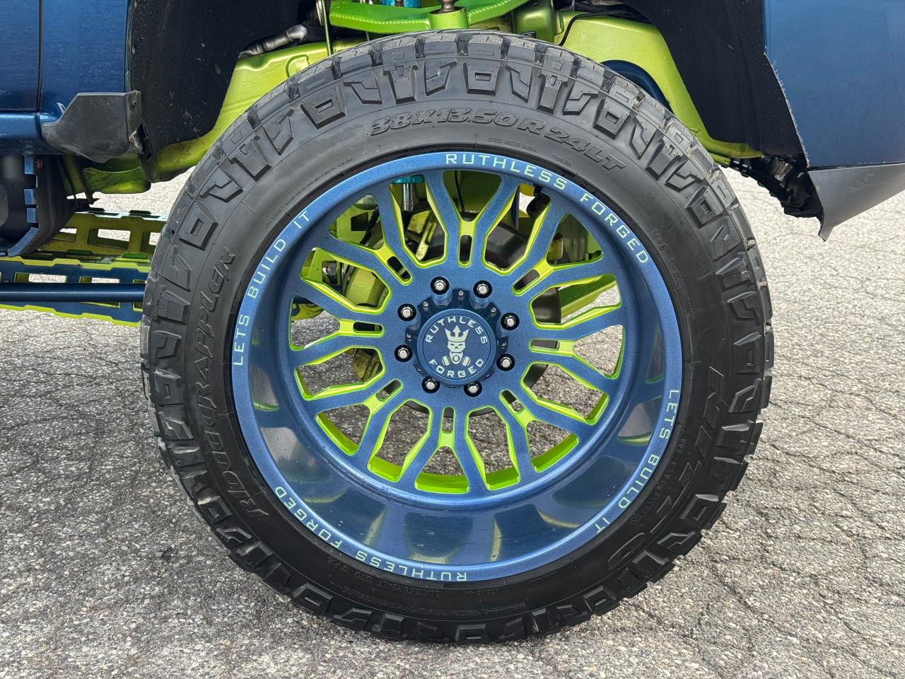 2017 Chevrolet Silverado 2500 High Country **10" WICKED LIFT KIT** - Photo #21