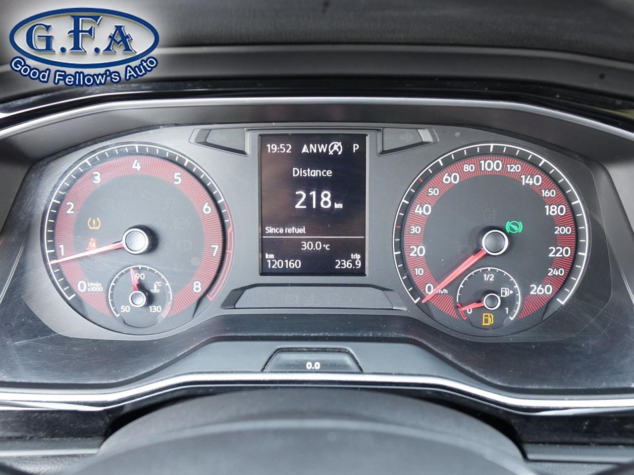 2019 Volkswagen Jetta HIGHLINE MODEL, LEATHER SEATS, SUNROOF, REARVIEW C - Photo #17