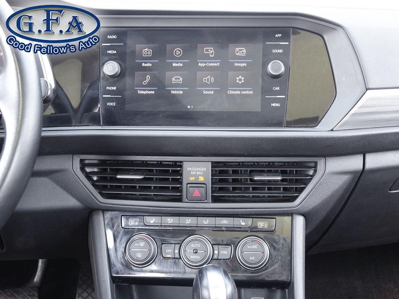 2019 Volkswagen Jetta HIGHLINE MODEL, LEATHER SEATS, SUNROOF, REARVIEW C - Photo #13