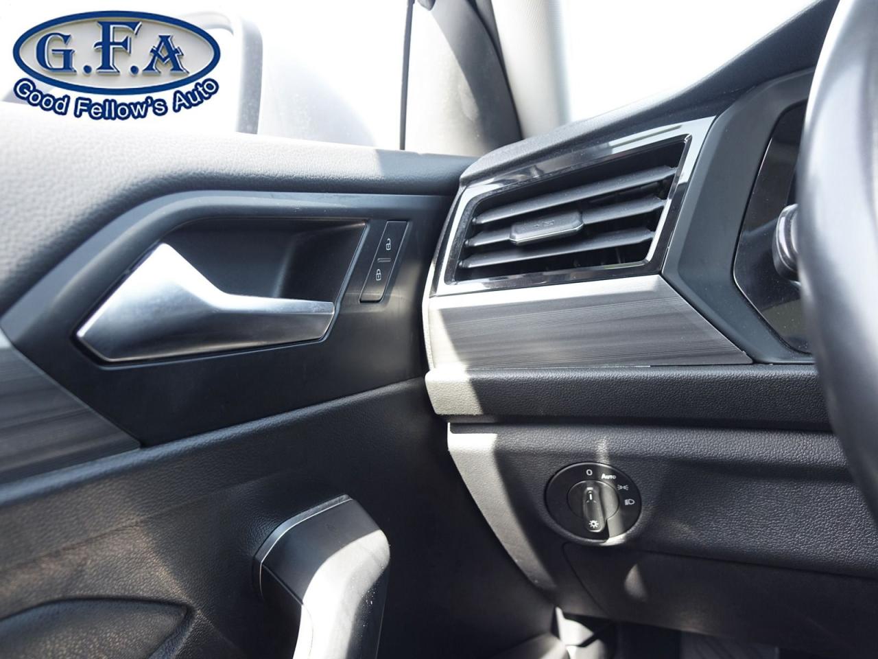 2019 Volkswagen Jetta HIGHLINE MODEL, LEATHER SEATS, SUNROOF, REARVIEW C - Photo #18