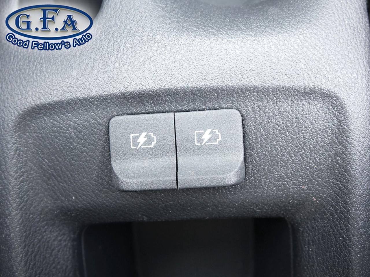 2020 Nissan Kicks S MODEL, LANE DEPARTURE WARNING, BLUETOOTH, APPLE - Photo #14
