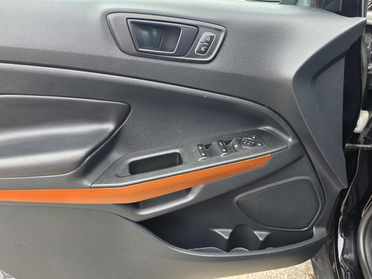 2018 Ford EcoSport SES AWD , Remote Start - Photo #10