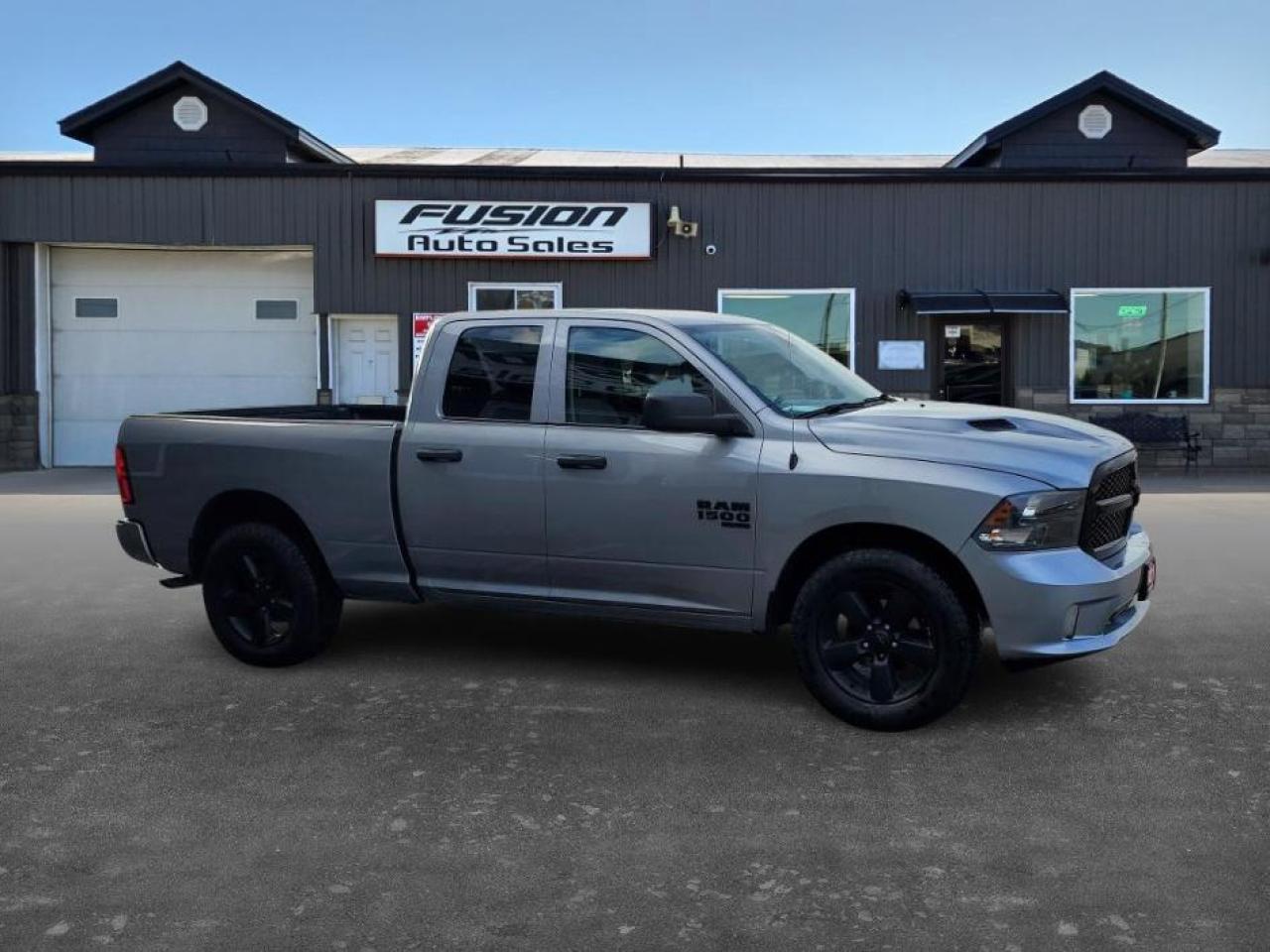 2021 RAM 1500 Classic Express 4x4-"NO TAX SALE-MAX $2000-LTD TIME ONLY" - Photo #5