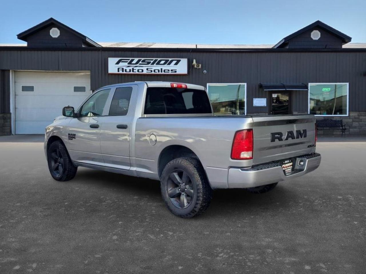 2021 RAM 1500 Classic Express 4x4-"NO TAX SALE-MAX $2000-LTD TIME ONLY" - Photo #3