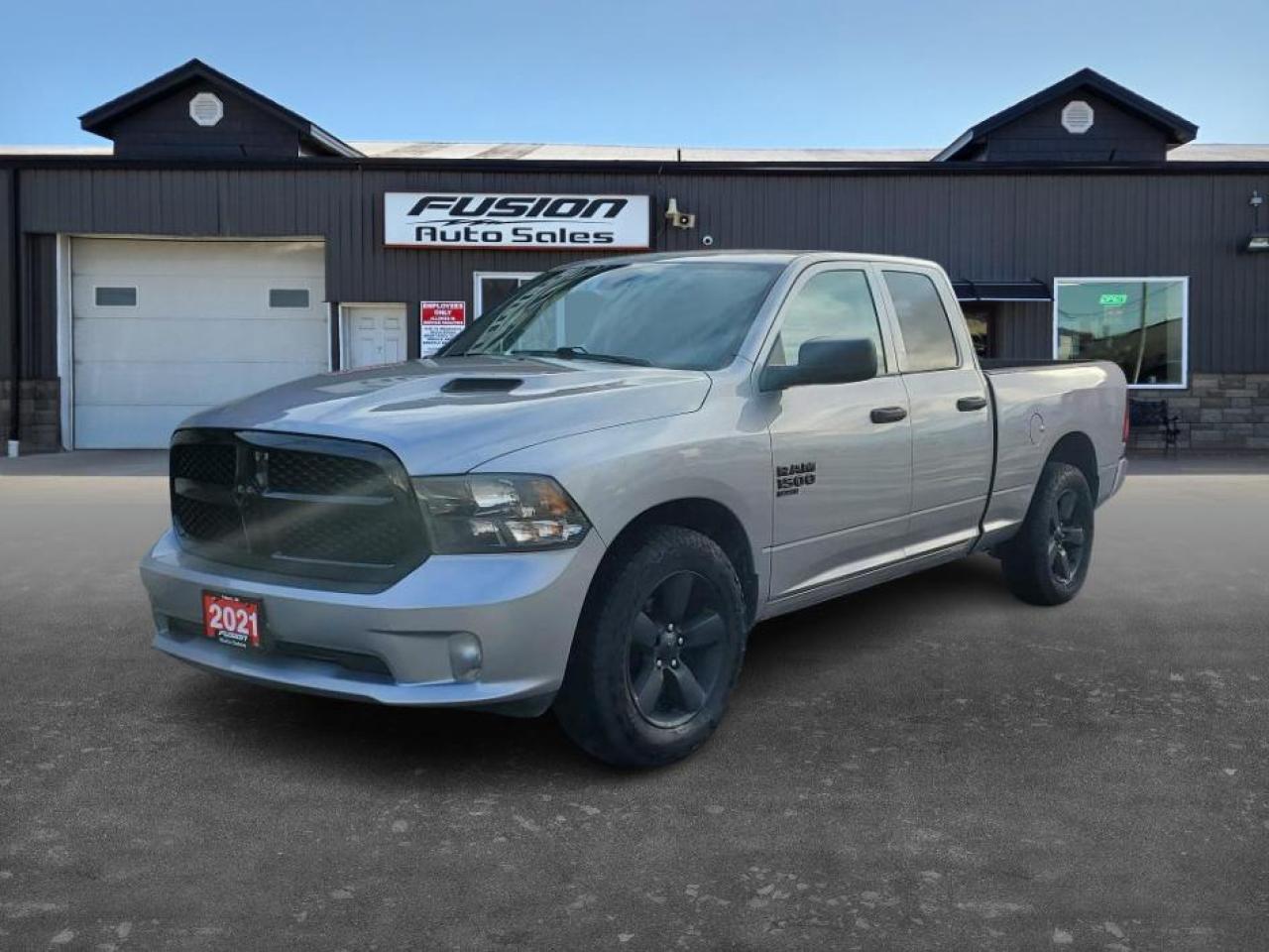 Used 2021 RAM 1500 Classic Express 4x4-